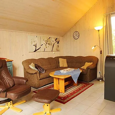 Im Mirow בית נופש