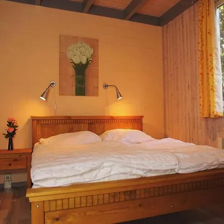 Im Mirow בית נופש